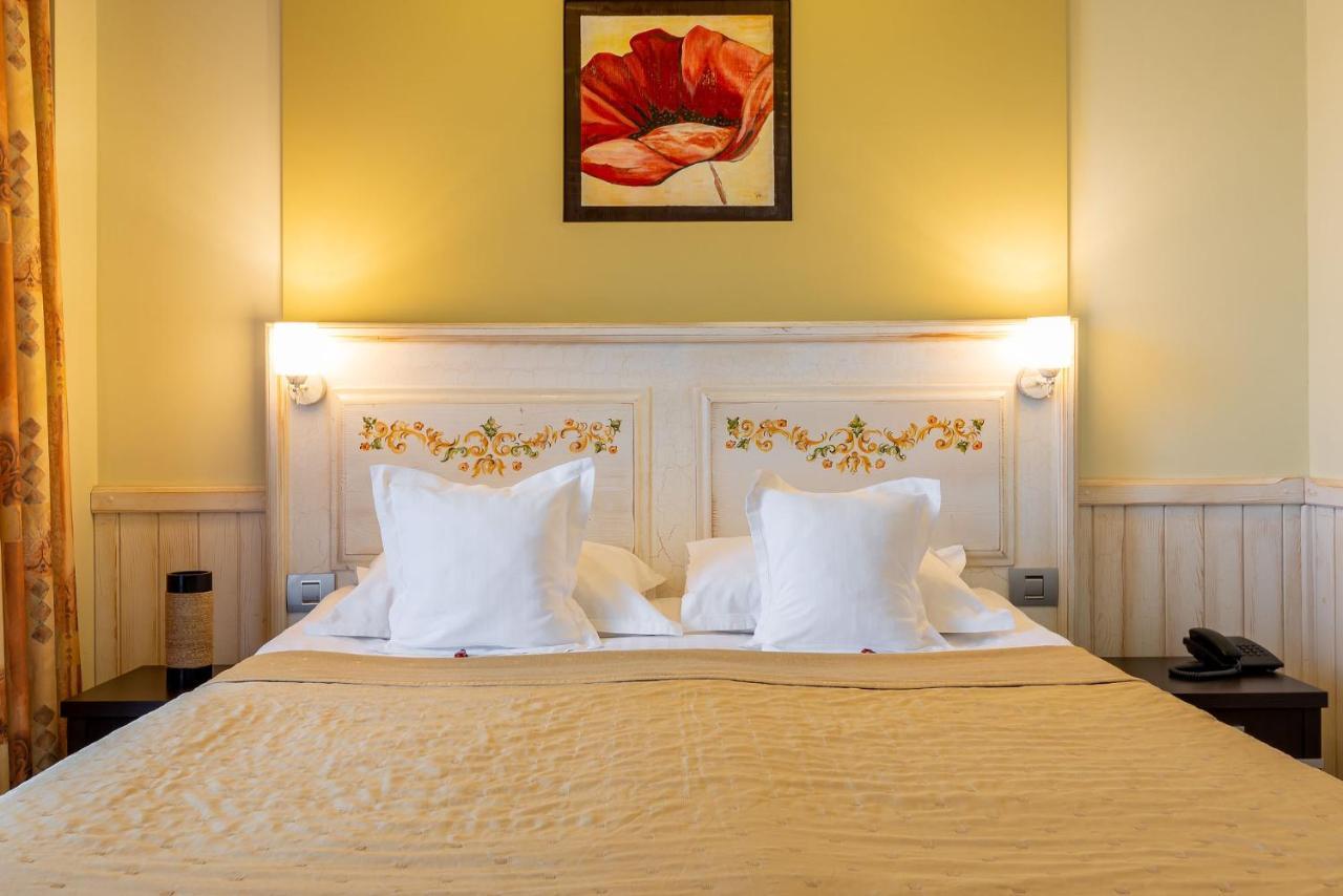 Hotel Casa Freya Buşteni Zewnętrze zdjęcie