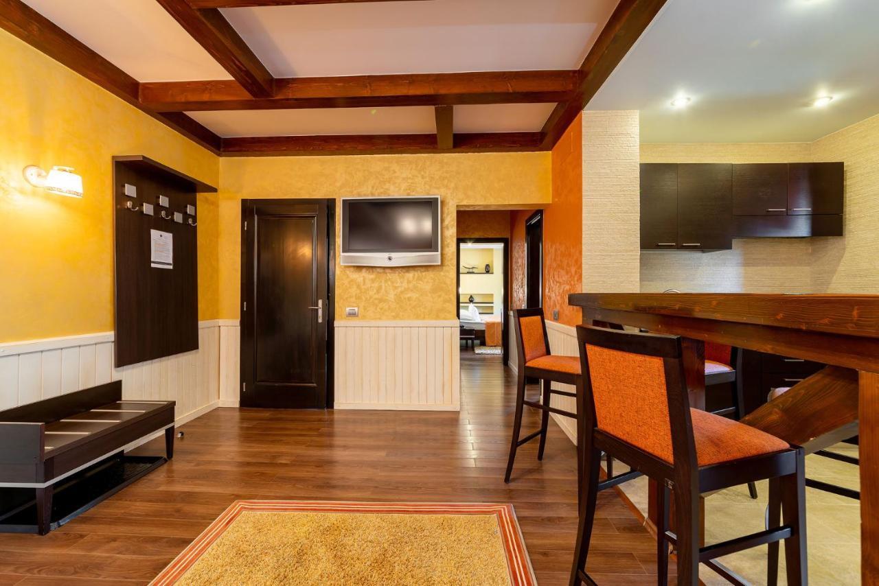 Hotel Casa Freya Buşteni Zewnętrze zdjęcie