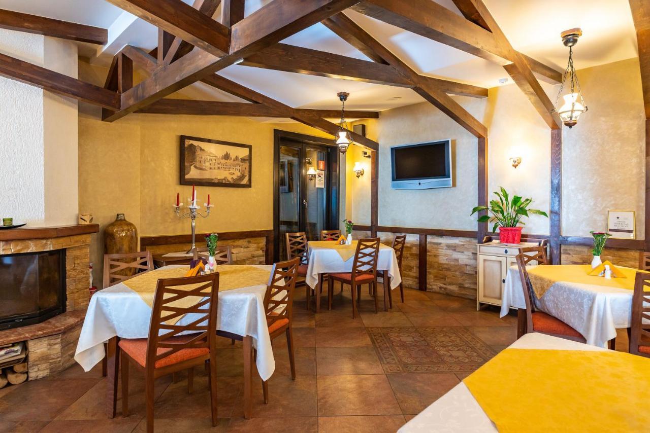 Hotel Casa Freya Buşteni Zewnętrze zdjęcie