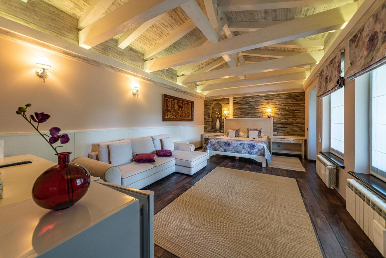Hotel Casa Freya Buşteni Zewnętrze zdjęcie