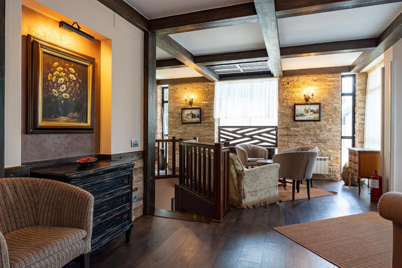 Hotel Casa Freya Buşteni Zewnętrze zdjęcie
