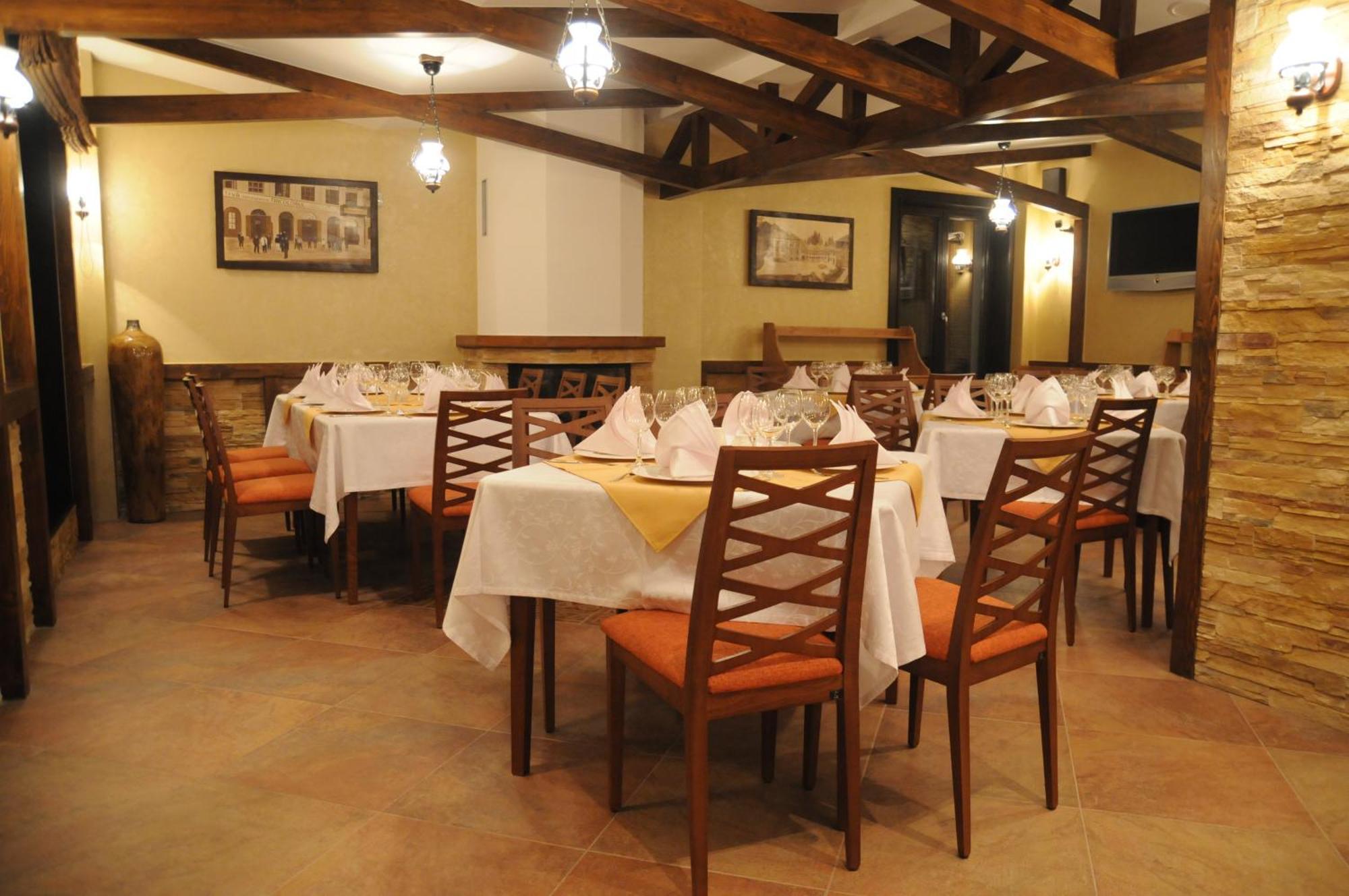 Hotel Casa Freya Buşteni Zewnętrze zdjęcie